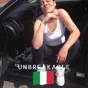 Meet your Posher, Lorielle